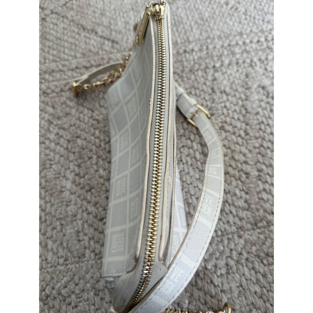 Steve Madden White Logo Print Crossbody Shoulder Bag Gold Chain Strap - Picture 4 of 10